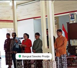 Hari pertama bekerja, Lurah ikuti halal bi halal dengan Bupati