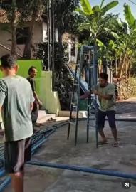 Laksanakan pemotongan hewan qurban esok hari, warga Ngadipiro Kidul lakukan persiapan