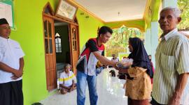 Keluarga Besar SMA Muhammadiyah 3 Kelir Salurkan Bantuan Sembako bagi Warga Sempu Lor